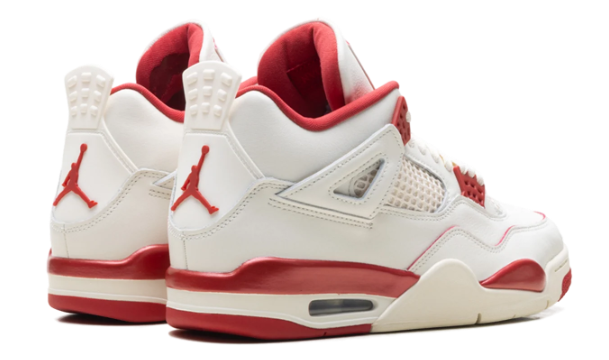 Air Jordan 4 Women's “Valentine's Day”