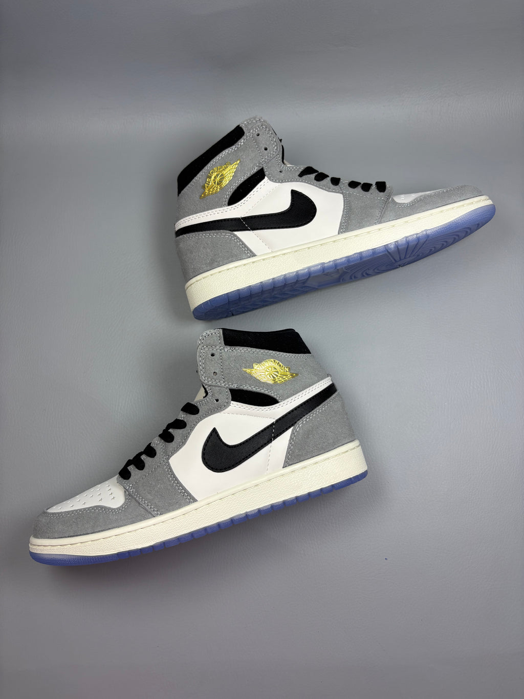 Air Jordan 1 High “Star Grey”