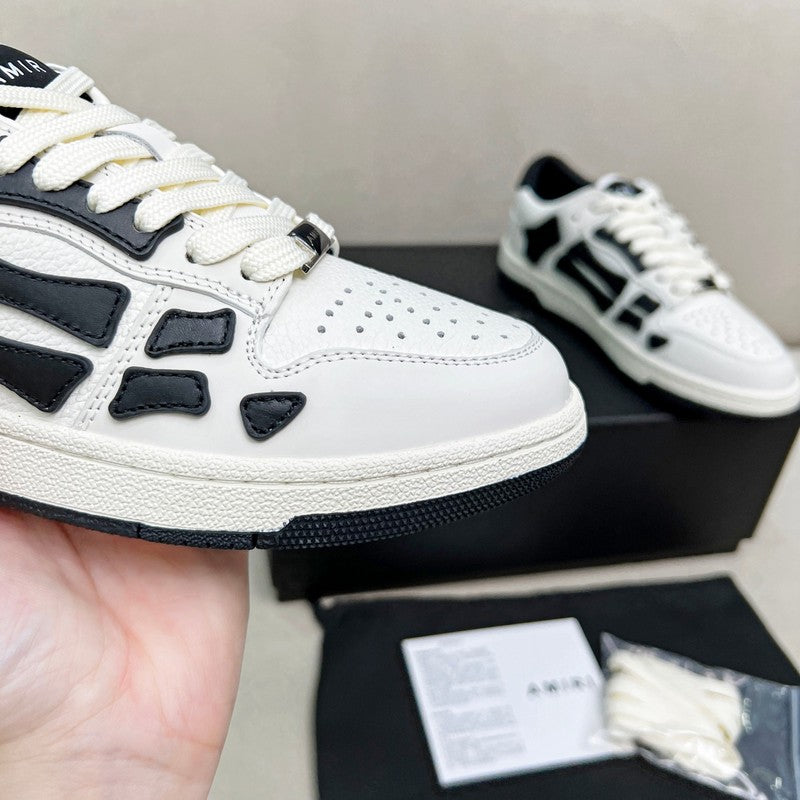 AMIRI Low-Top Sneakers – White / Black