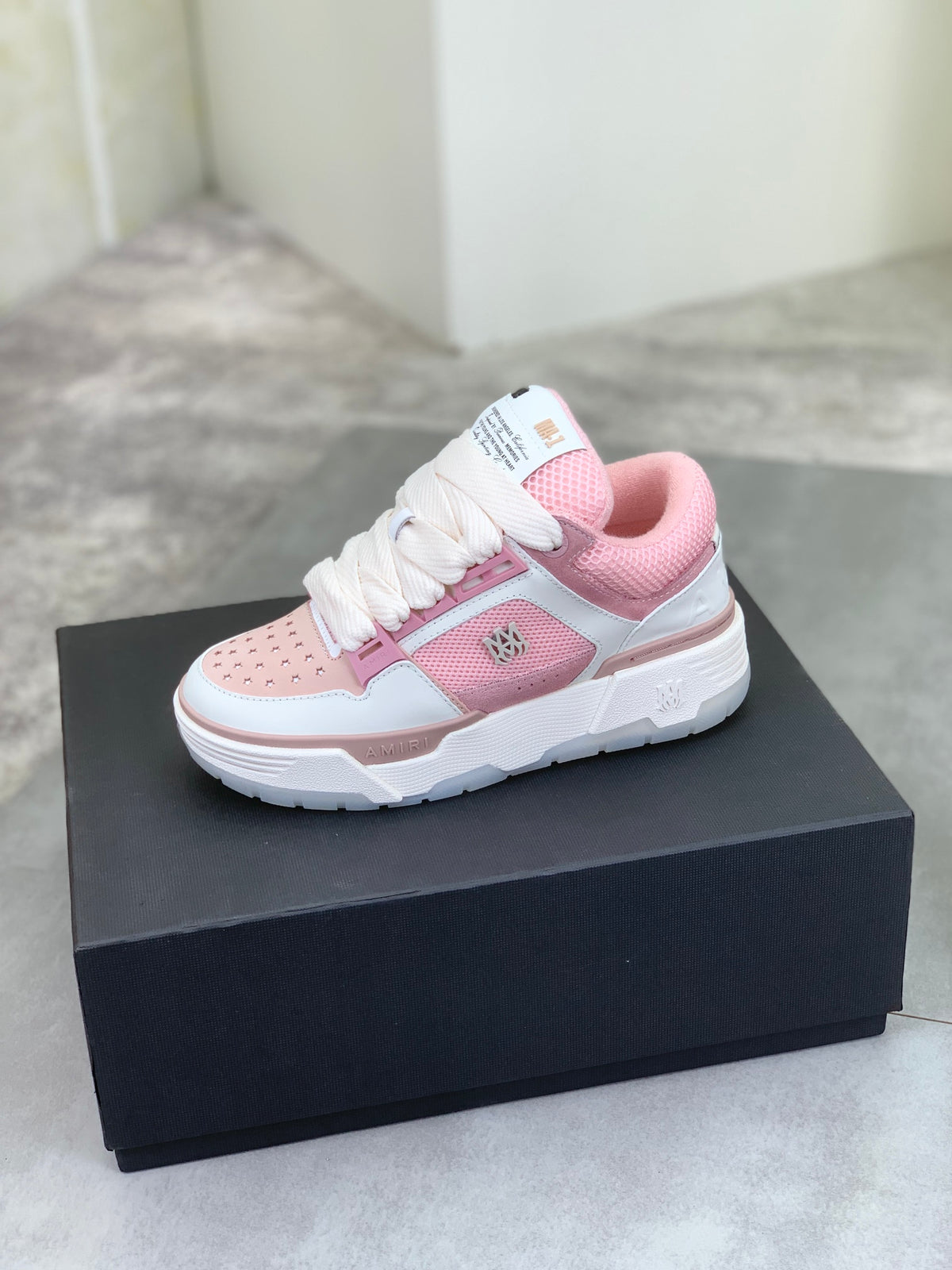 AMIRI Low-Top Sneakers – White / Pink