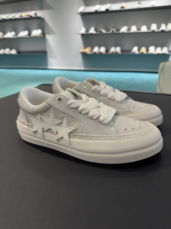 AMIRI Low-Top Sneakers – White / Cream with Star Details