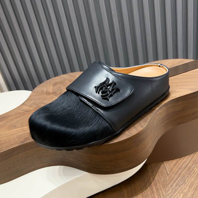 Black Emblem-Panel Textured-Toe Mules