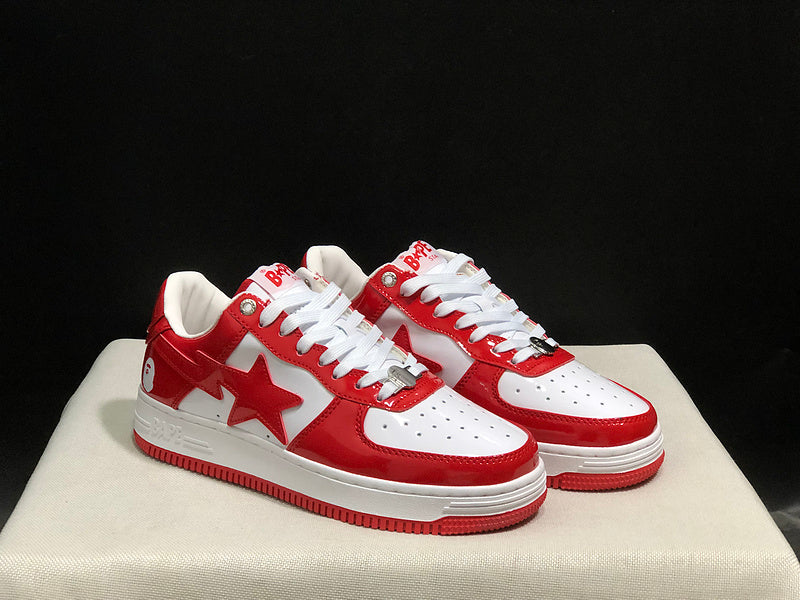 Red & White Star-Detail Low-Top Sneakers