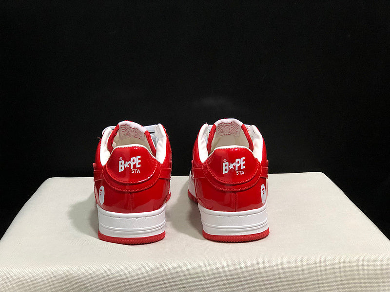 Red & White Star-Detail Low-Top Sneakers