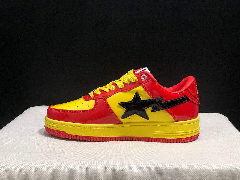 Red & Yellow Star-Detail Low-Top Sneakers