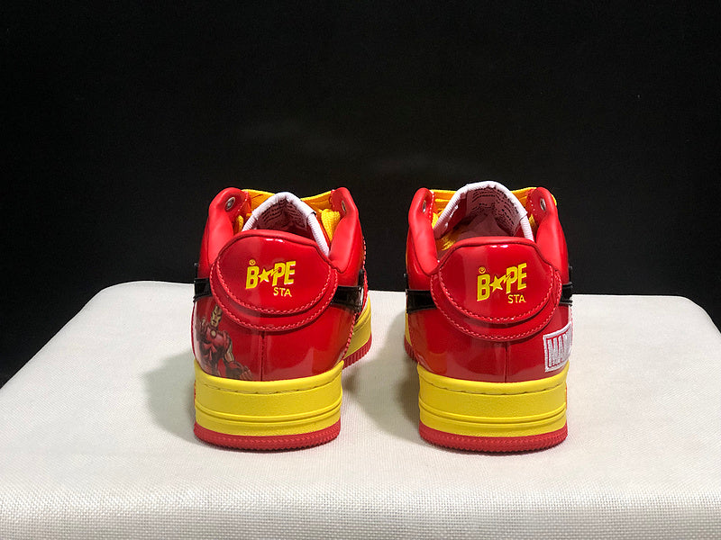 Red & Yellow Star-Detail Low-Top Sneakers
