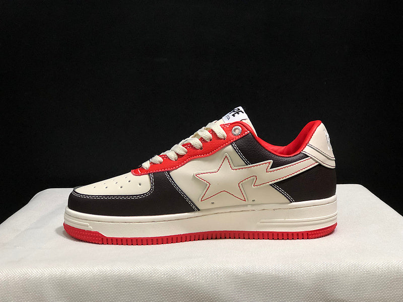 Black, Cream & Red Star-Detail Low-Top Sneakers
