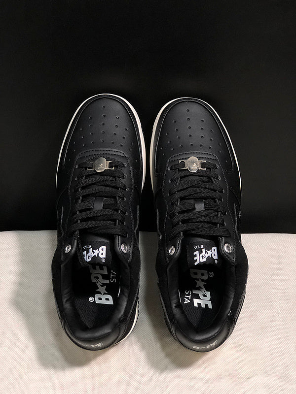 Black & Cream Star-Detail Low-Top Sneakers