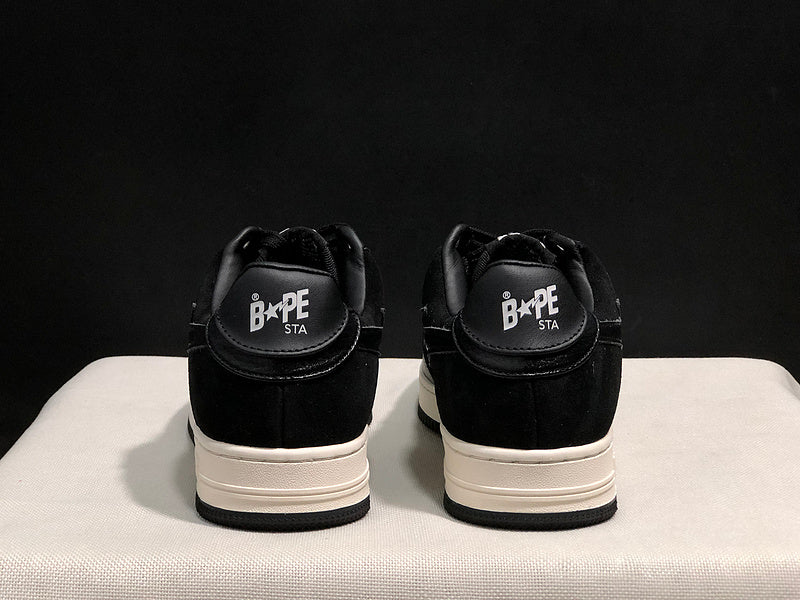 Black & Cream Star-Detail Low-Top Sneakers