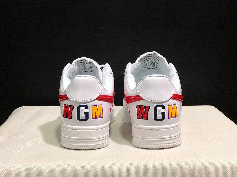 White & Red Shark-Graphic Star-Detail Low-Top Sneakers