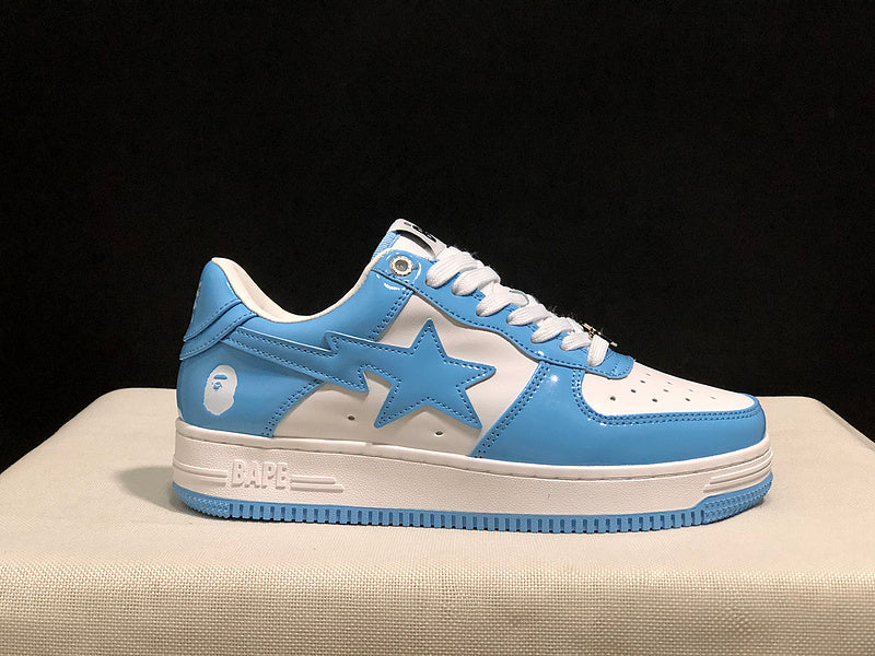 Sky Blue & White Star-Detail Low-Top Sneakers