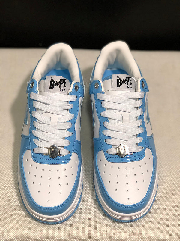 Sky Blue & White Star-Detail Low-Top Sneakers