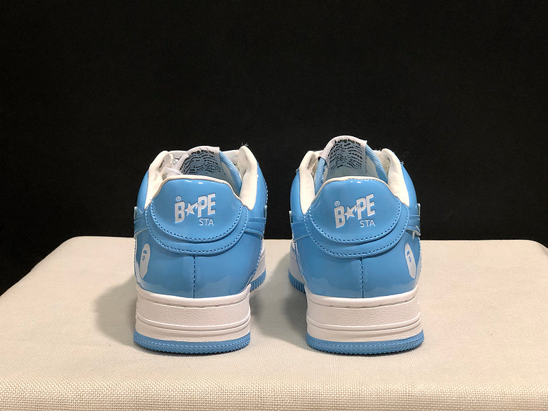 Sky Blue & White Star-Detail Low-Top Sneakers