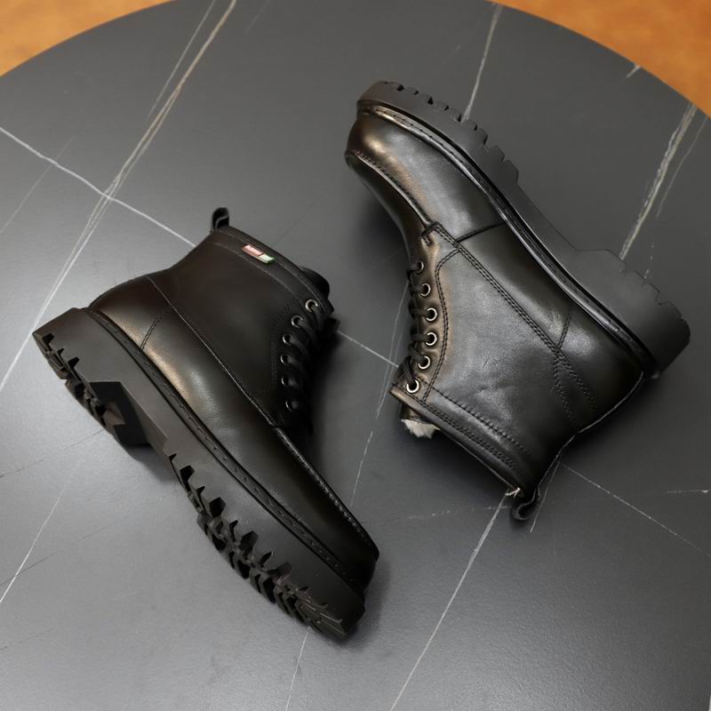UGG Black Lace-Up Ankle Boots with Plush Lining