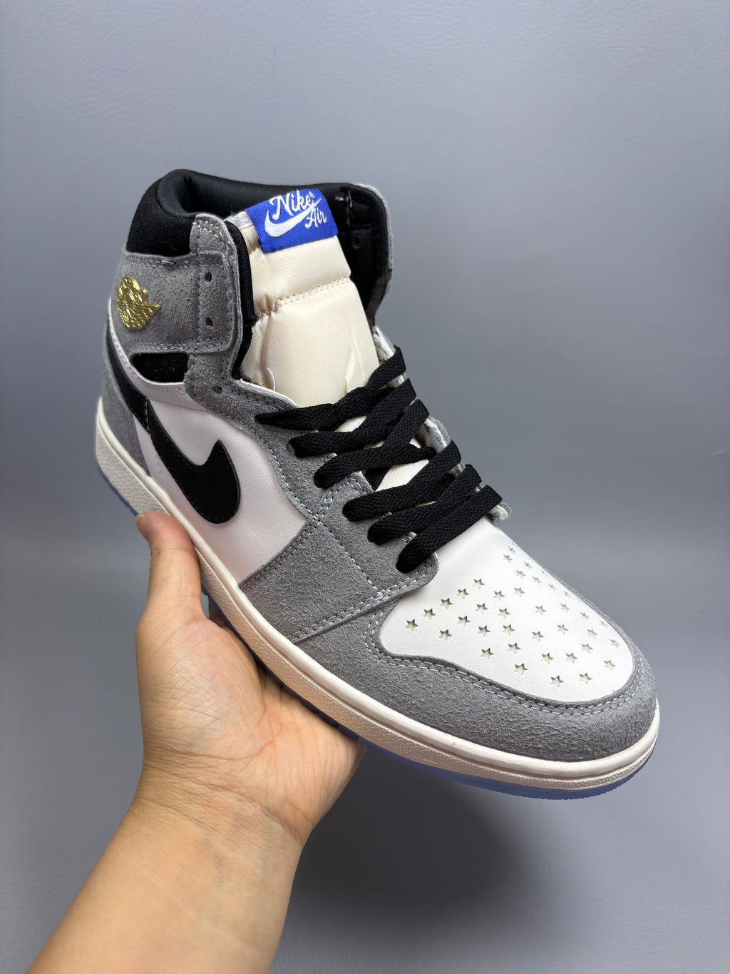 Air Jordan 1 High “Star Grey”